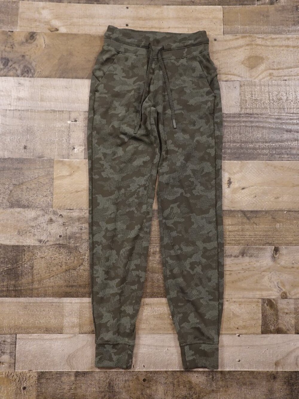Lululemon Ready to Rulu Jogger 29" Women’s Size 2 Heritage Camo Dark Olive